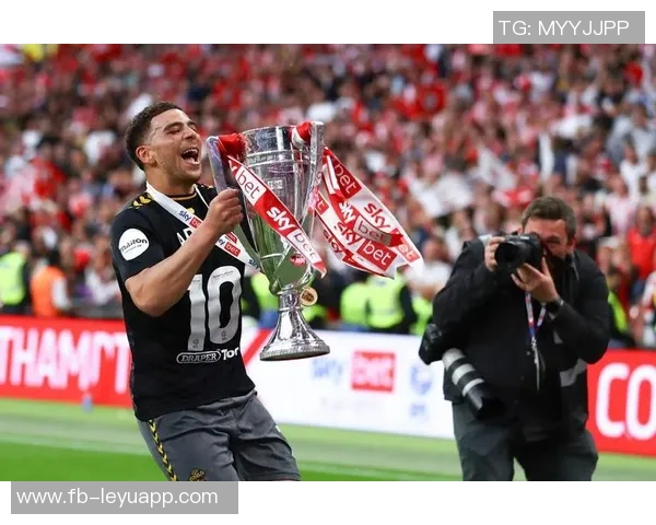 塞维利亚宣布亚当斯暂时退出国家队陪伴重病母亲 塞维利亚宣布亚当斯暂时退出国家队陪伴重病母亲