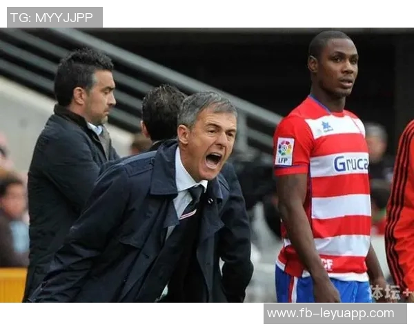 塞维利亚宣布亚当斯暂时退出国家队陪伴重病母亲