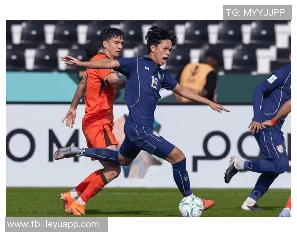 国足备战乌兹别克斯坦淘汰赛媒体人强调全神贯注是关键 国足备战乌兹别克斯坦淘汰赛媒体人强调全神贯注是关键